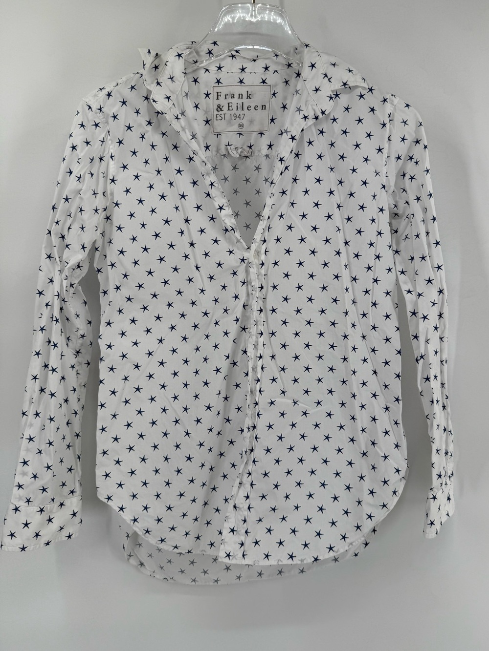 Frank & Eileen white button up shirt with blue stars size xs